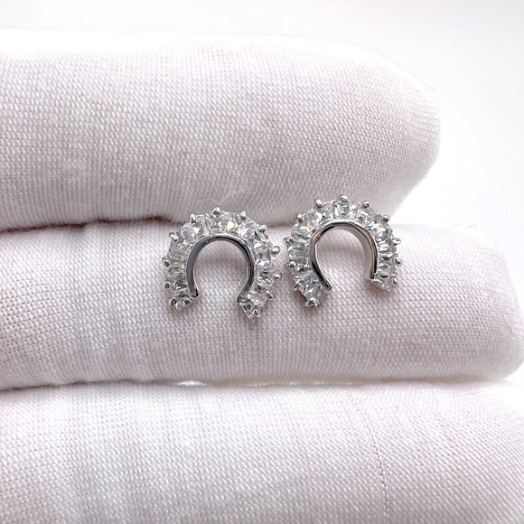 Jewelry - .925 Sterling Silver Cz Horseshoe Earrings